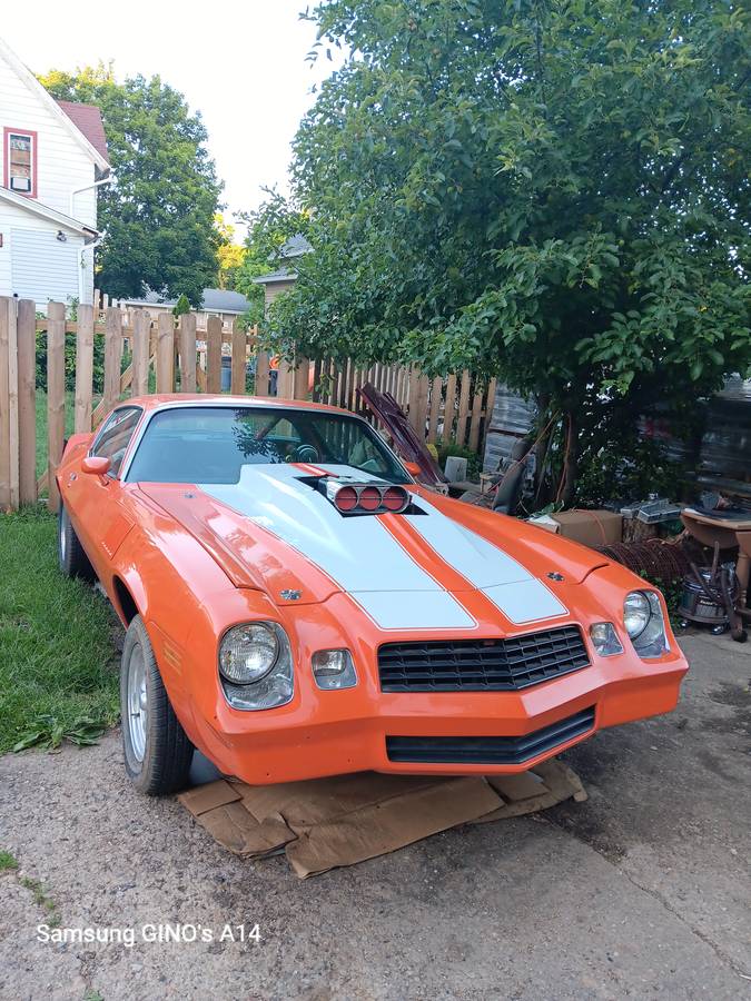 Chevy-camaro-1980-18