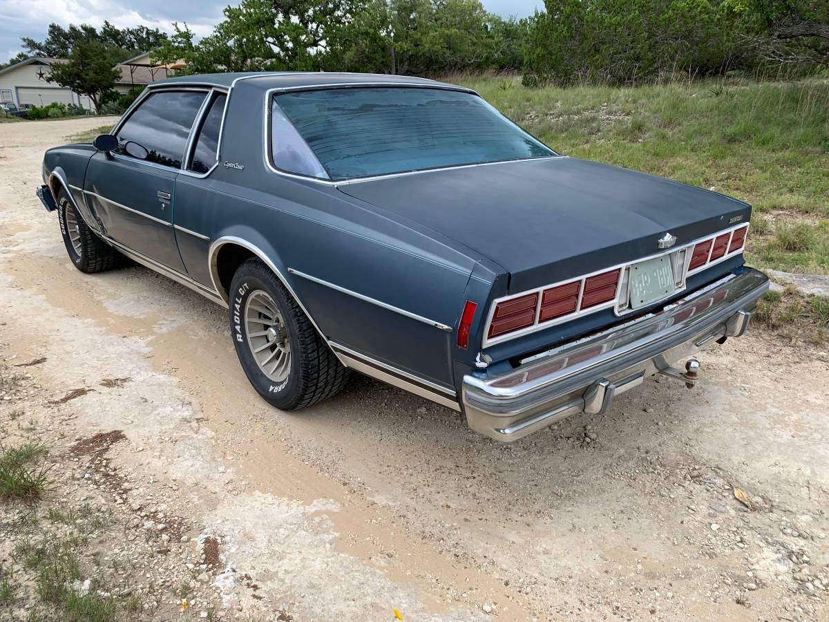 Chevy-caprice-1978-blue-17