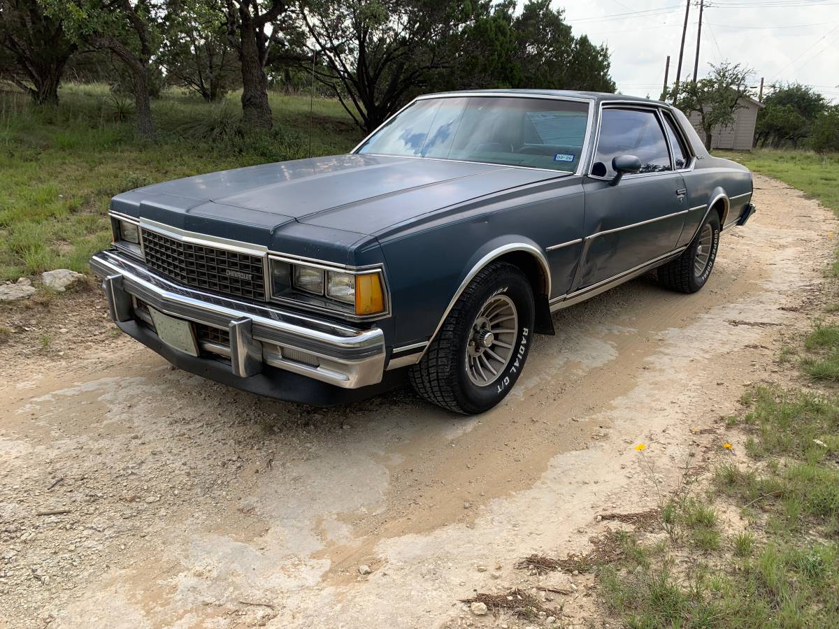 Chevy-caprice-1978-blue