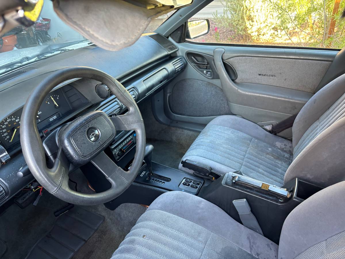 Chevy-cavalier-convertible-1992-11