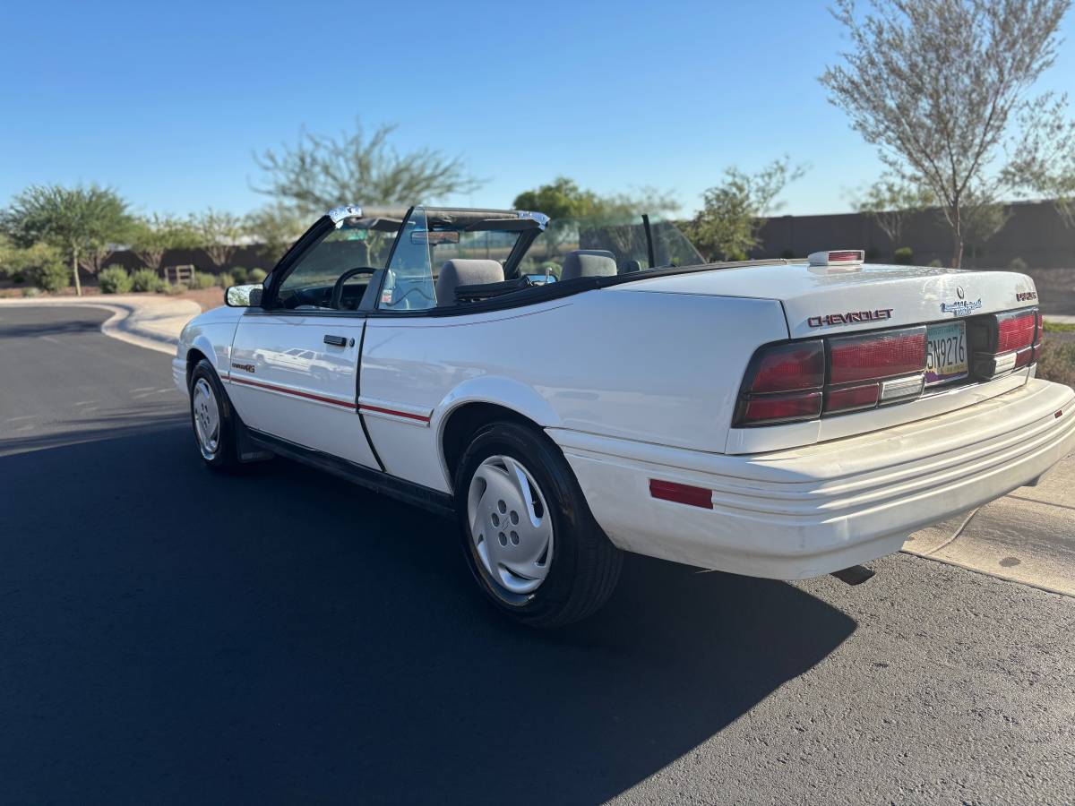 Chevy-cavalier-convertible-1992-6