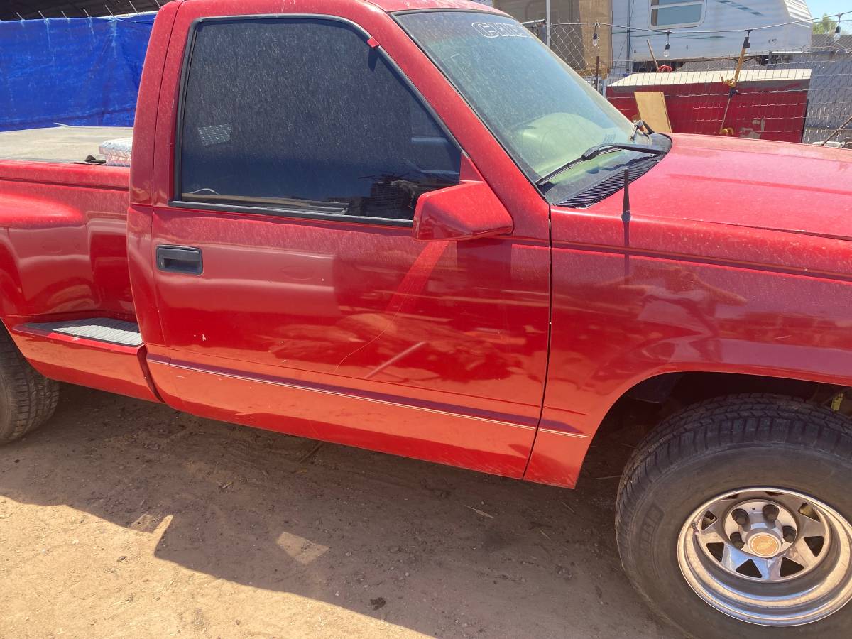 Chevy-cheyenne-1989-red-4
