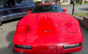 Chevy-corvette-1984-red-2