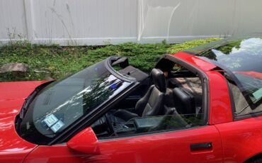 Chevy-corvette-1985-red-12