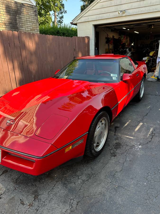 Chevy-corvette-1989-red