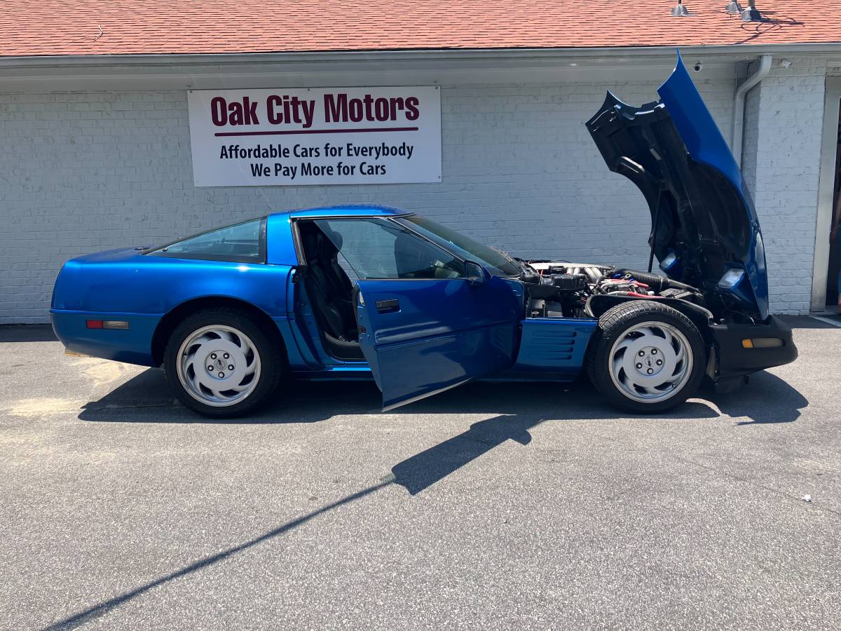 Chevy-corvette-1991-blue-2
