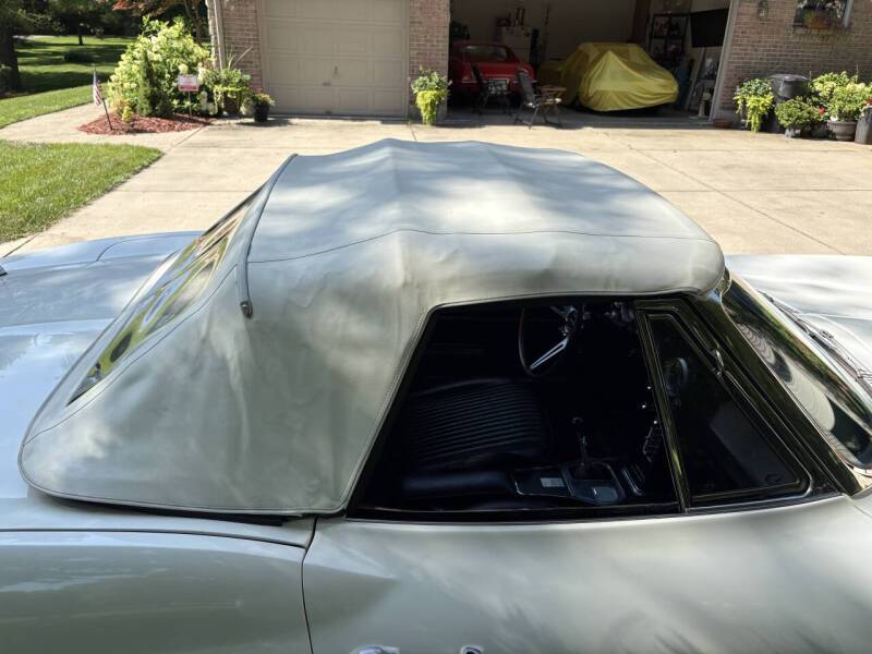 Chevy-corvette-convertible-1964-10