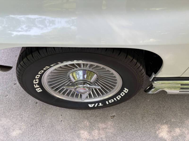 Chevy-corvette-convertible-1964-21