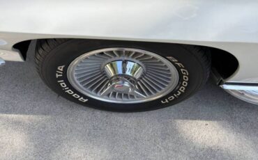 Chevy-corvette-convertible-1964-23