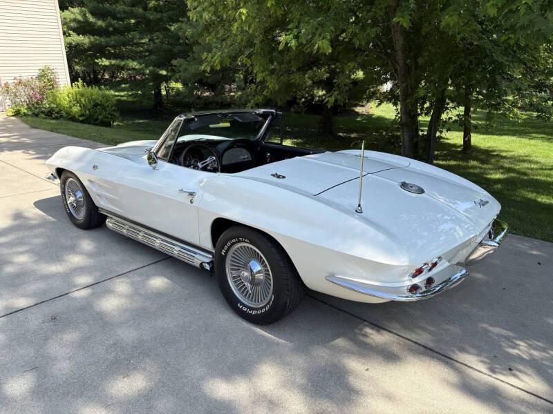 Chevy-corvette-convertible-1964-3