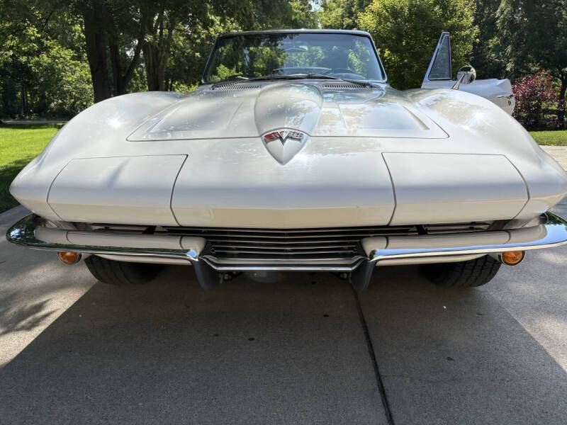Chevy-corvette-convertible-1964-7