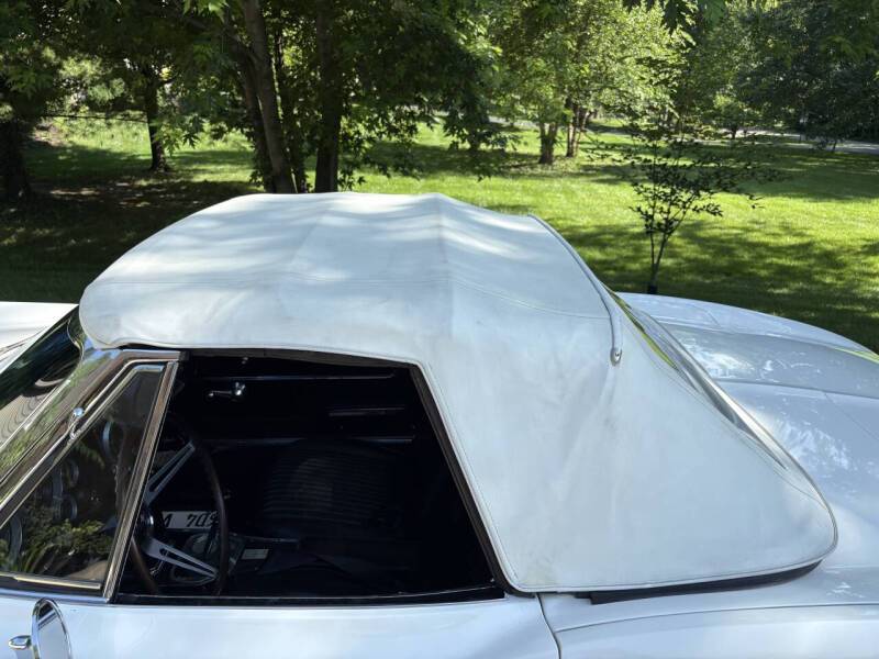 Chevy-corvette-convertible-1964-8