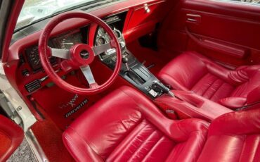 Chevy-corvette-coupe-1979-white-5