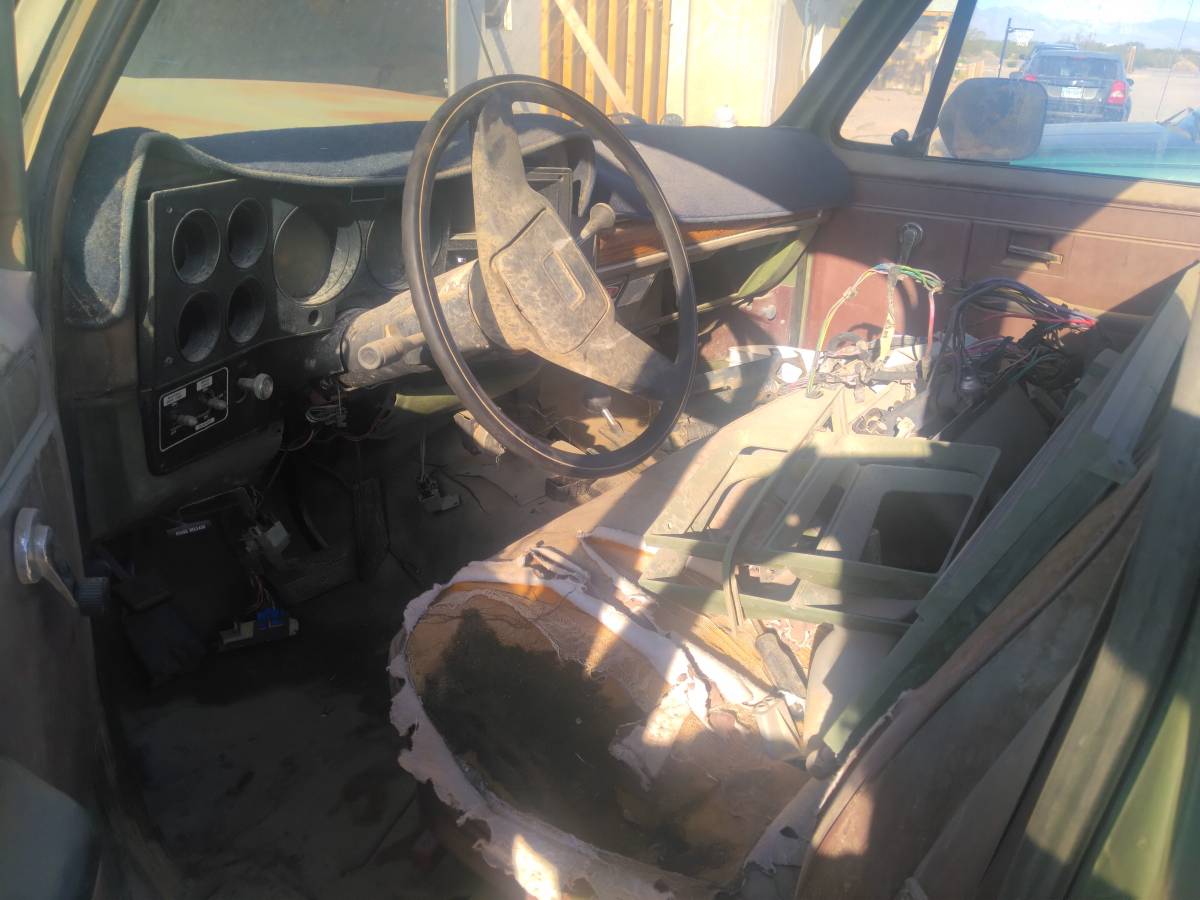 Chevy-d30-1987-5