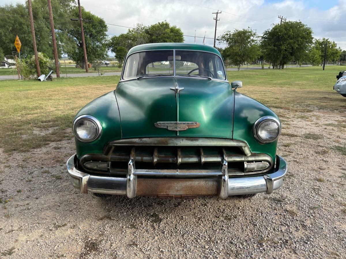 Chevy-deluxe-1952-green-10