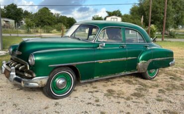 Chevy-deluxe-1952-green-11