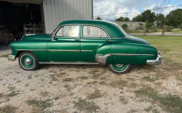 Chevy-deluxe-1952-green-12