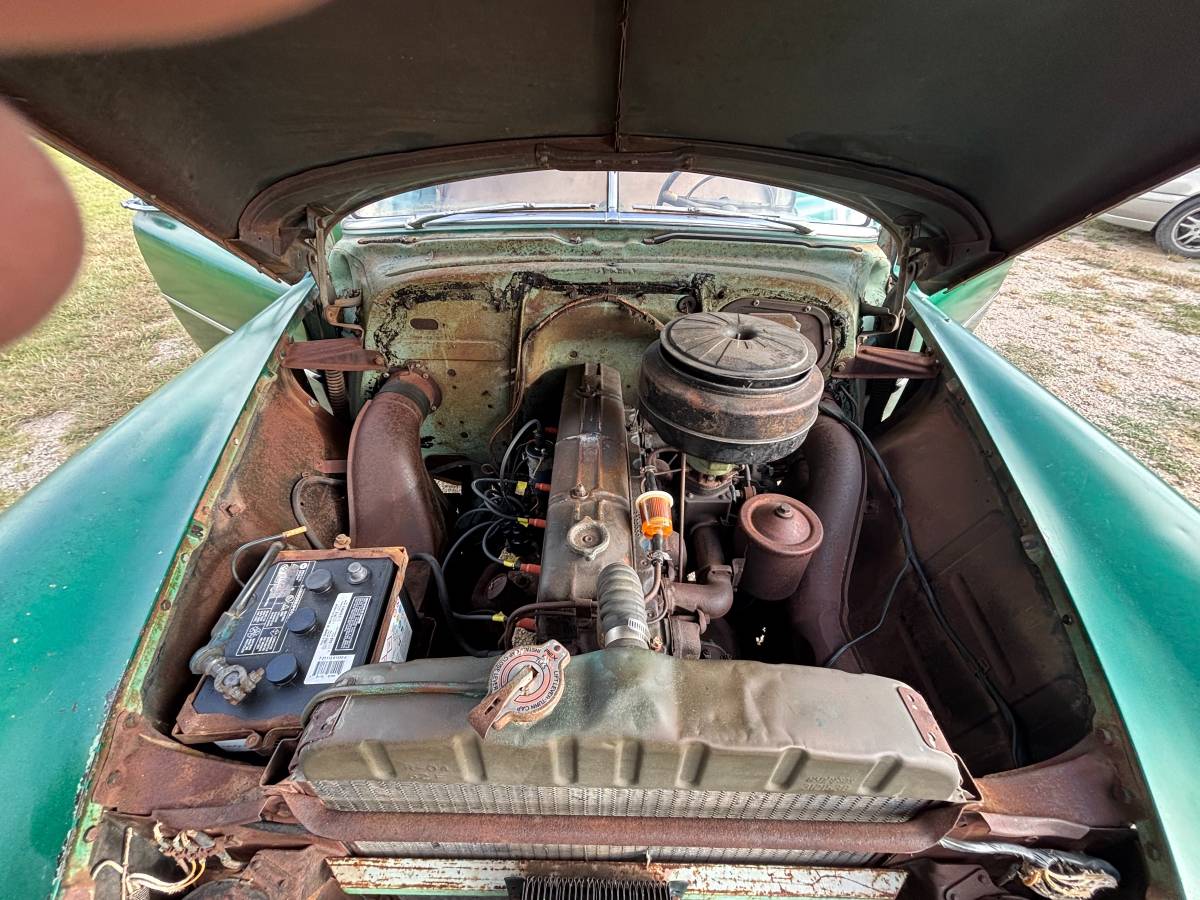Chevy-deluxe-1952-green-16