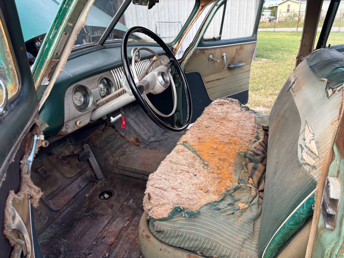 Chevy-deluxe-1952-green-18
