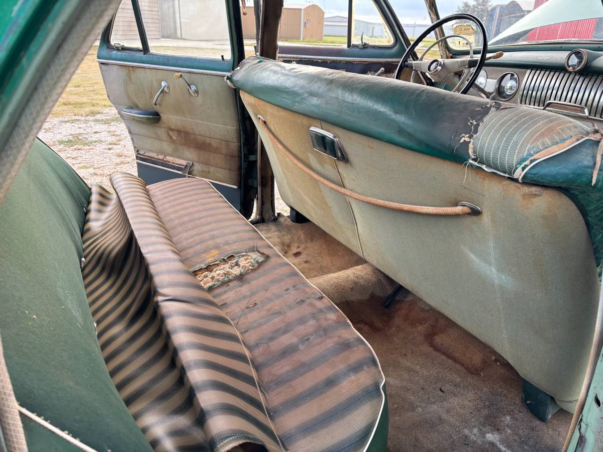 Chevy-deluxe-1952-green-19