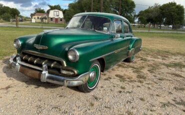 Chevy-deluxe-1952-green-4