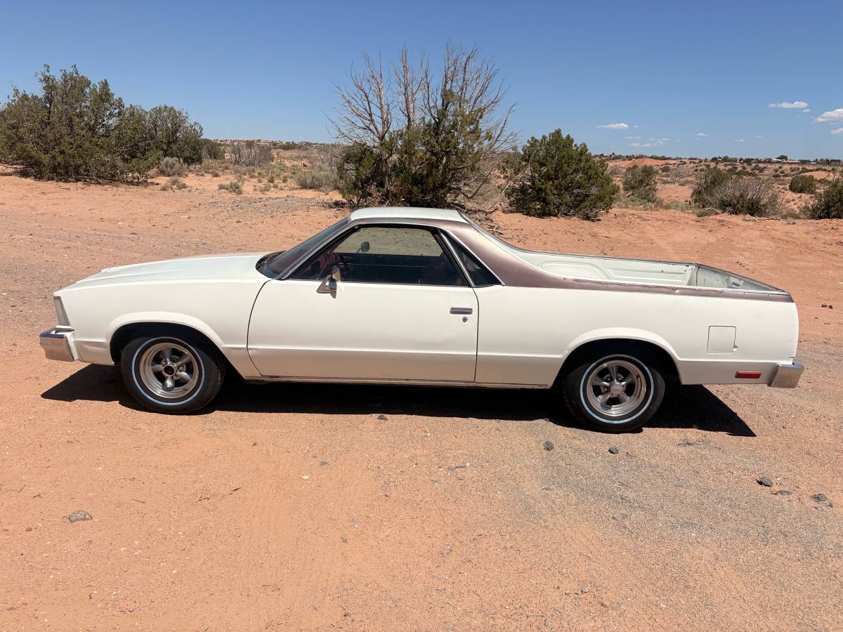 Chevy-el-camino-1978-white-21
