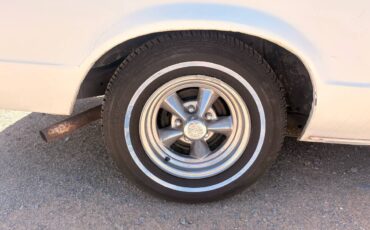 Chevy-el-camino-1978-white-8