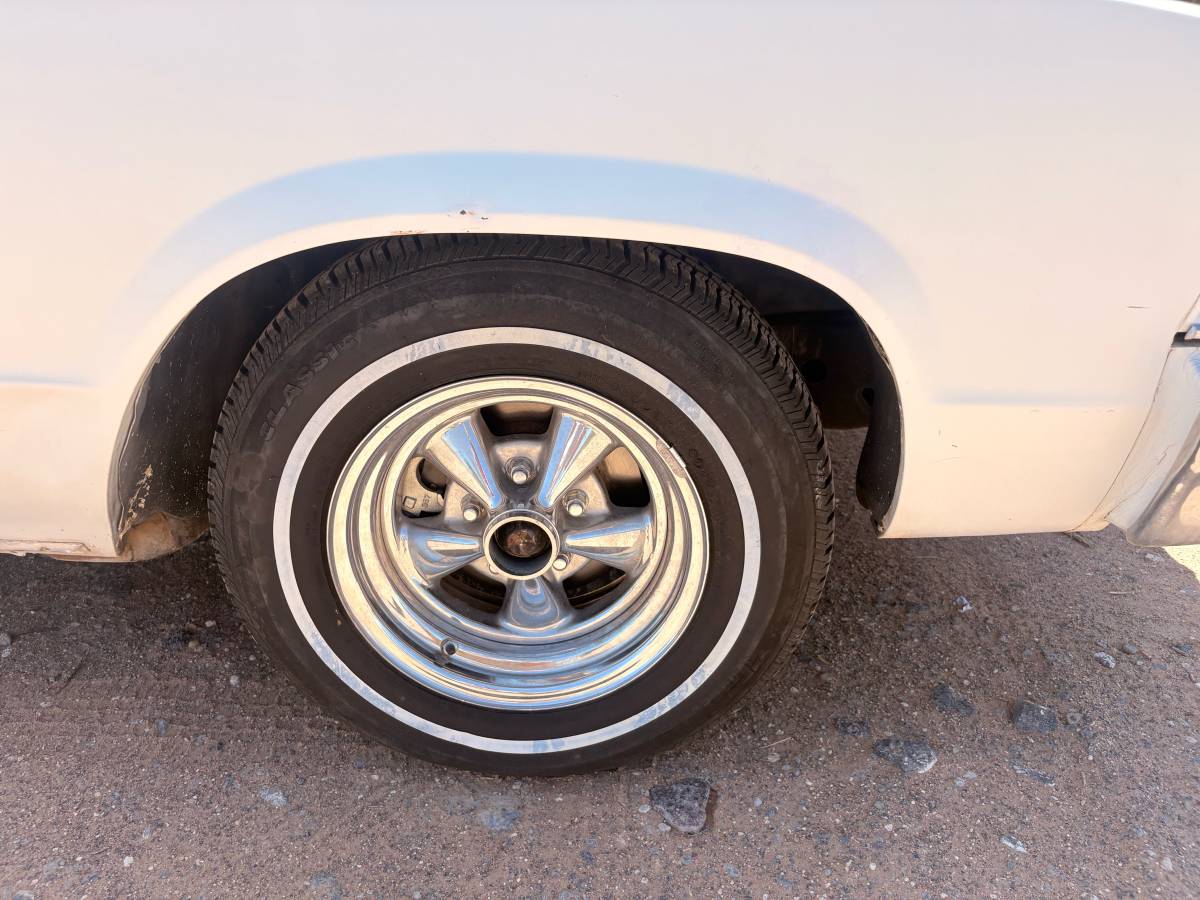 Chevy-el-camino-1978-white-9