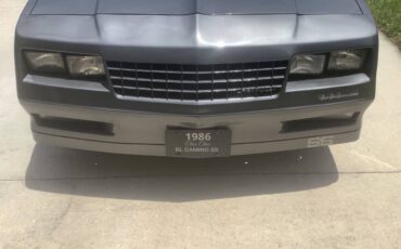Chevy-el-camino-1986-grey-10