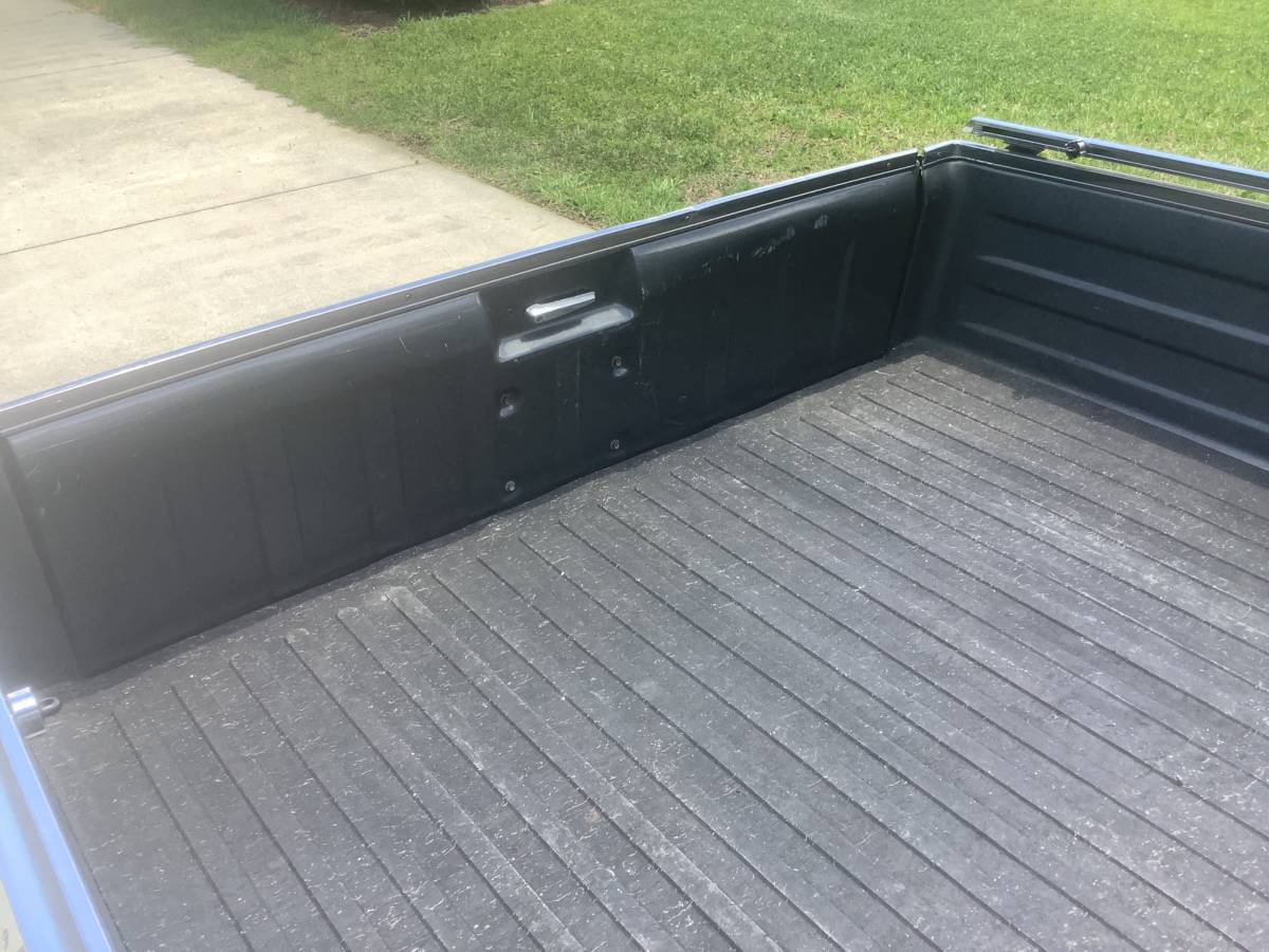 Chevy-el-camino-1986-grey-7