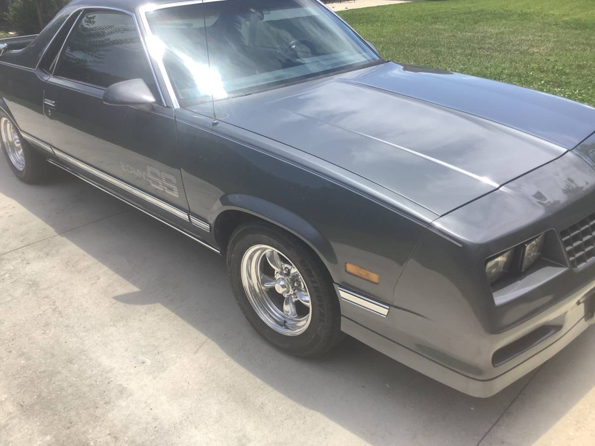 Chevy-el-camino-1986-grey-9