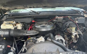 Chevy-gmc-2500-1993-black-12