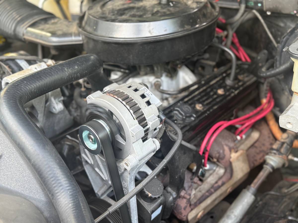 Chevy-gmc-2500-1993-black-13