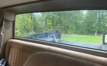 Chevy-gmc-2500-1993-black-17