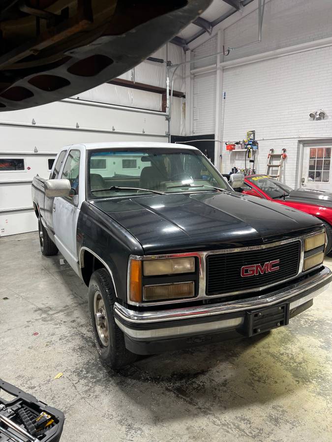 Chevy-gmc-2500-1993-black-2