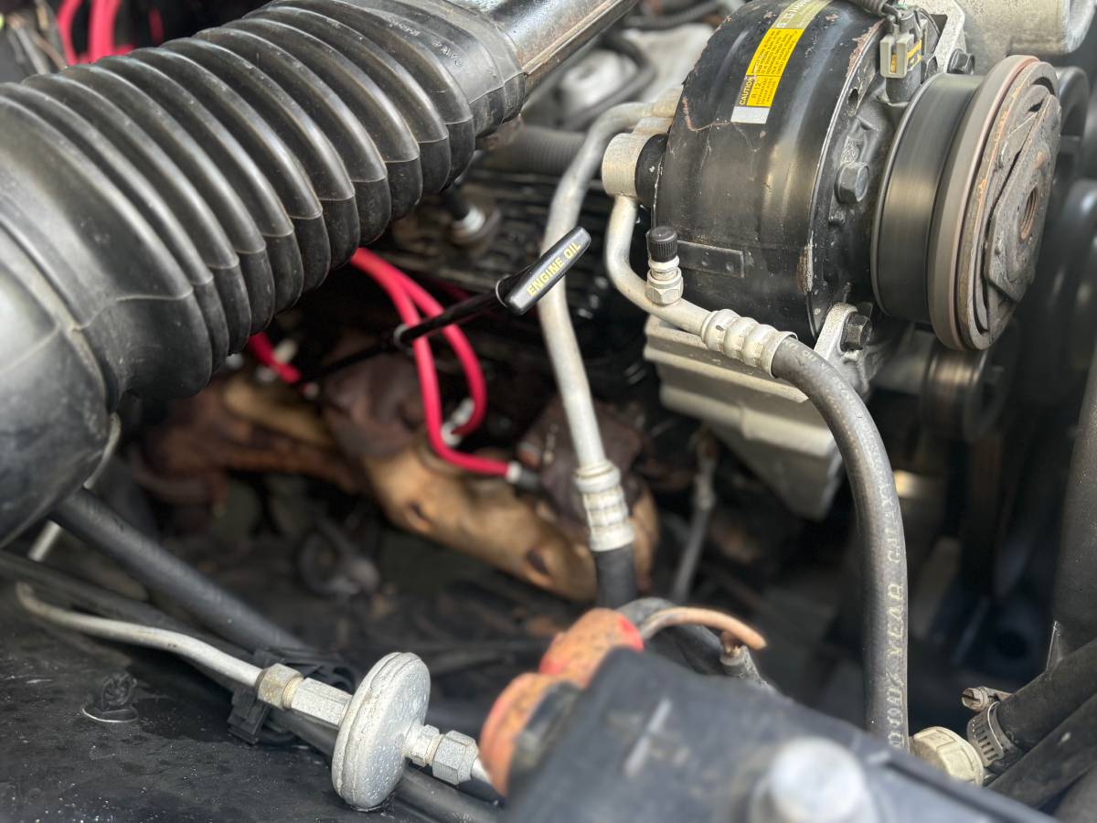Chevy-gmc-2500-1993-black-9