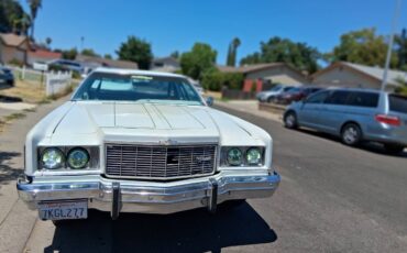 Chevy-impala-1975-custom-2