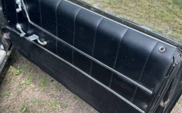 Chevy-impala-ss-convertible-1965-black-9