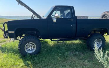 Chevy-k10-4x4-1983-custom-1