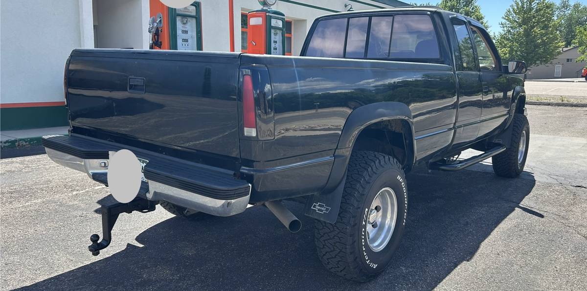 Chevy-k1500-1988-black-11