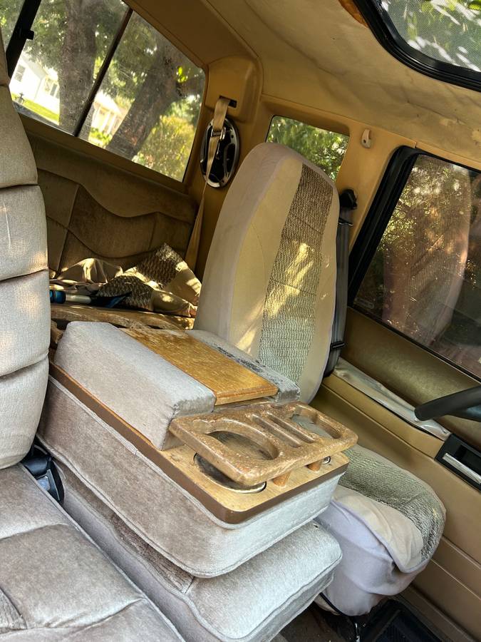 Chevy-k1500-1988-black-3