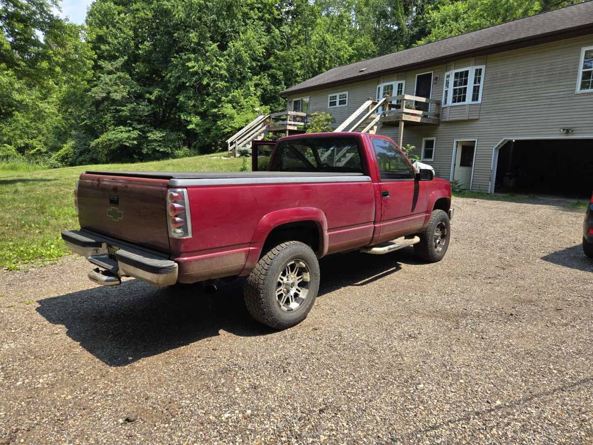 Chevy-k2500-1988-red-2