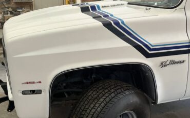 Chevy-k5-blazer-1987-white-2