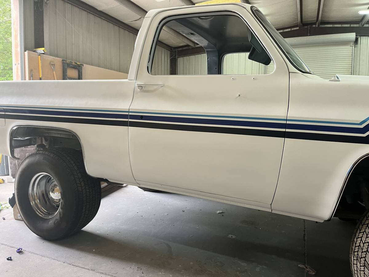 Chevy-k5-blazer-1987-white-4