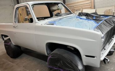 Chevy-k5-blazer-1987-white-7