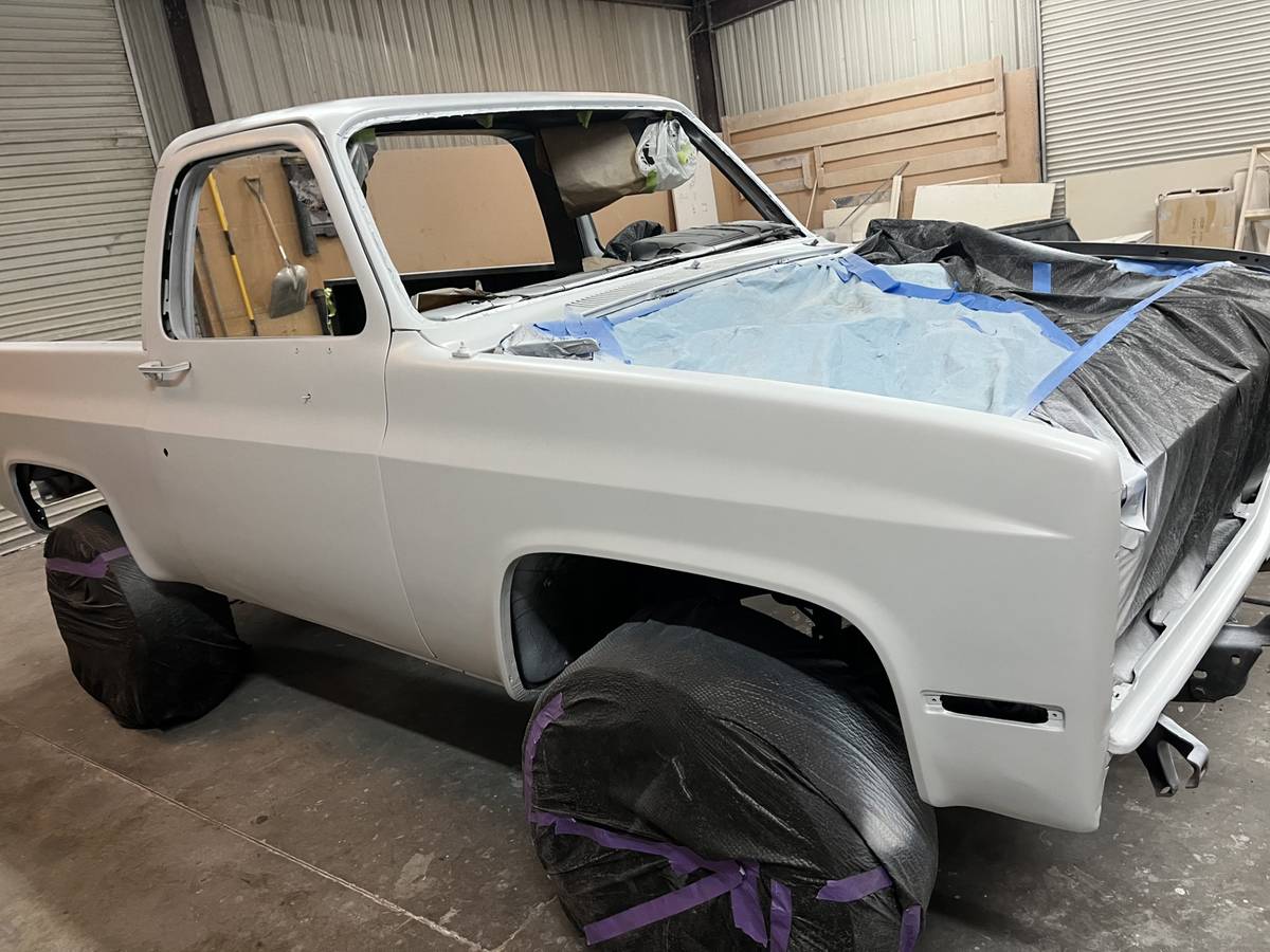 Chevy-k5-blazer-1987-white-7