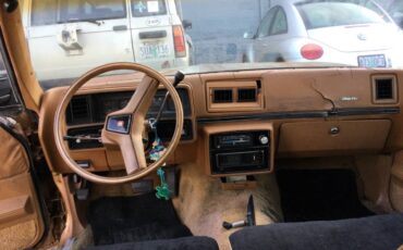 Chevy-malibu-1980-brown-15