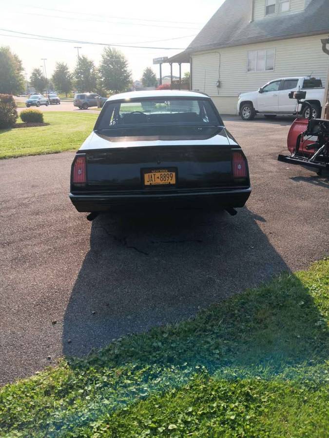 Chevy-monte-carlo-ss-1985-black-5