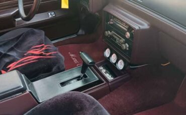 Chevy-monte-carlo-ss-1985-black-9