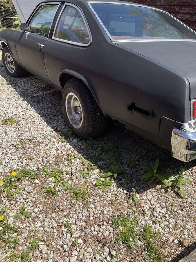 Chevy-nova-1977-black-4